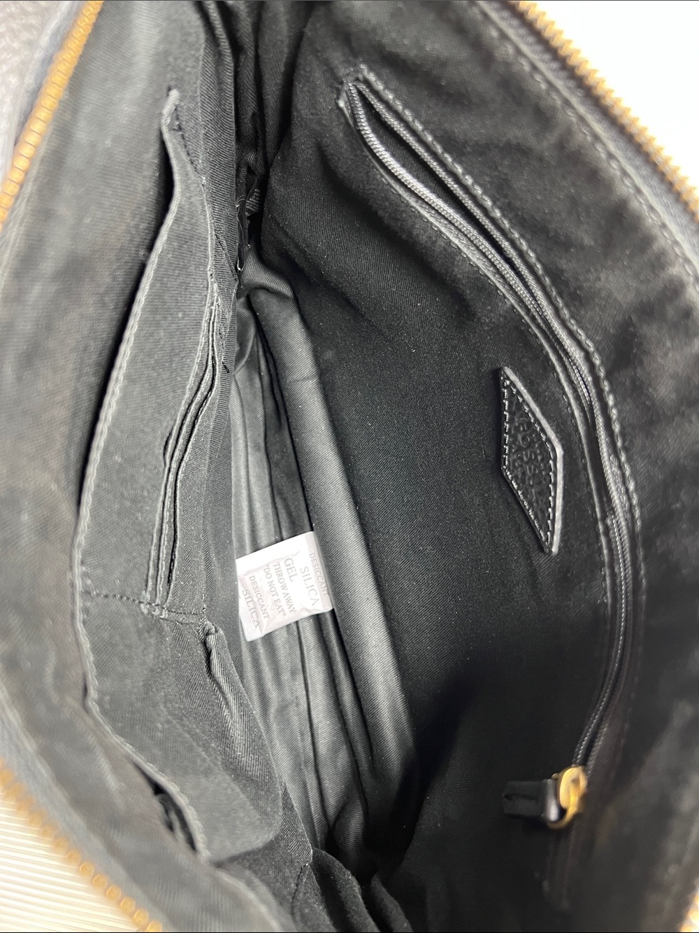Fossil Black Pebbled Leather Crossbody Bag - Picture 6 of 12